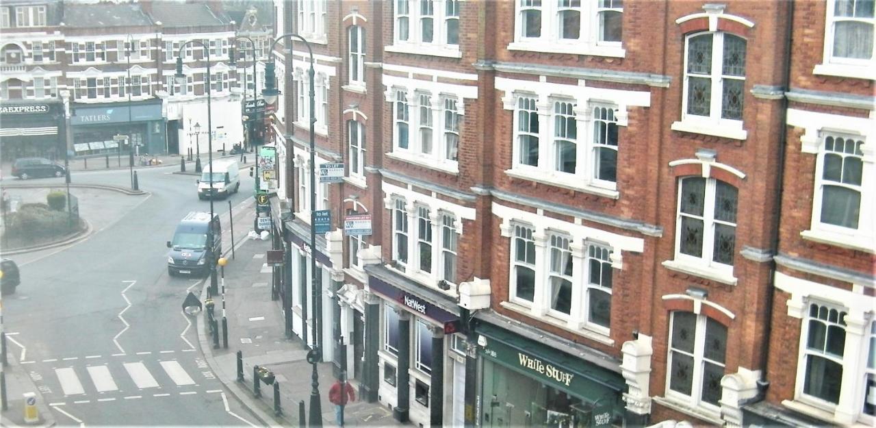 Avonnova Interiors Hotel Londen Buitenkant foto